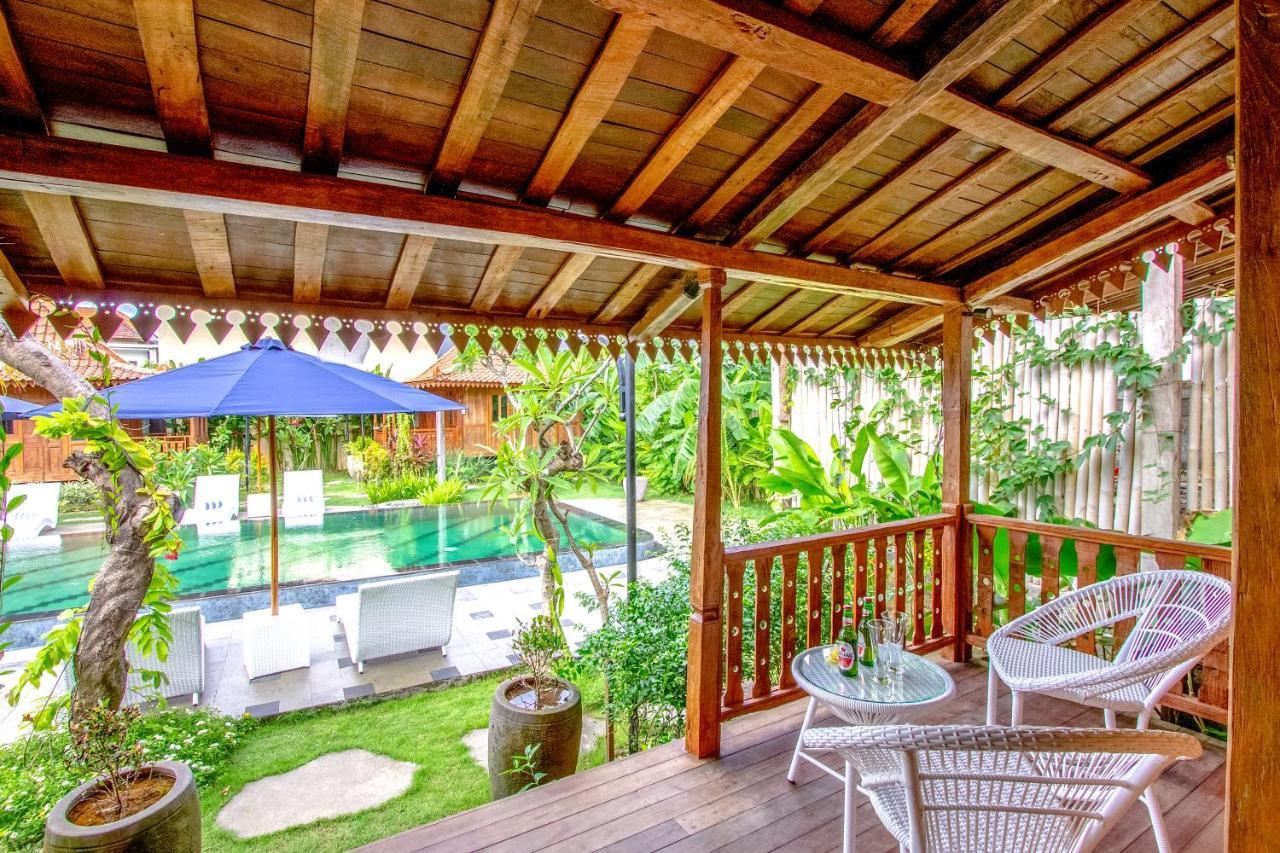 Moson Villa Legian Екстериор снимка