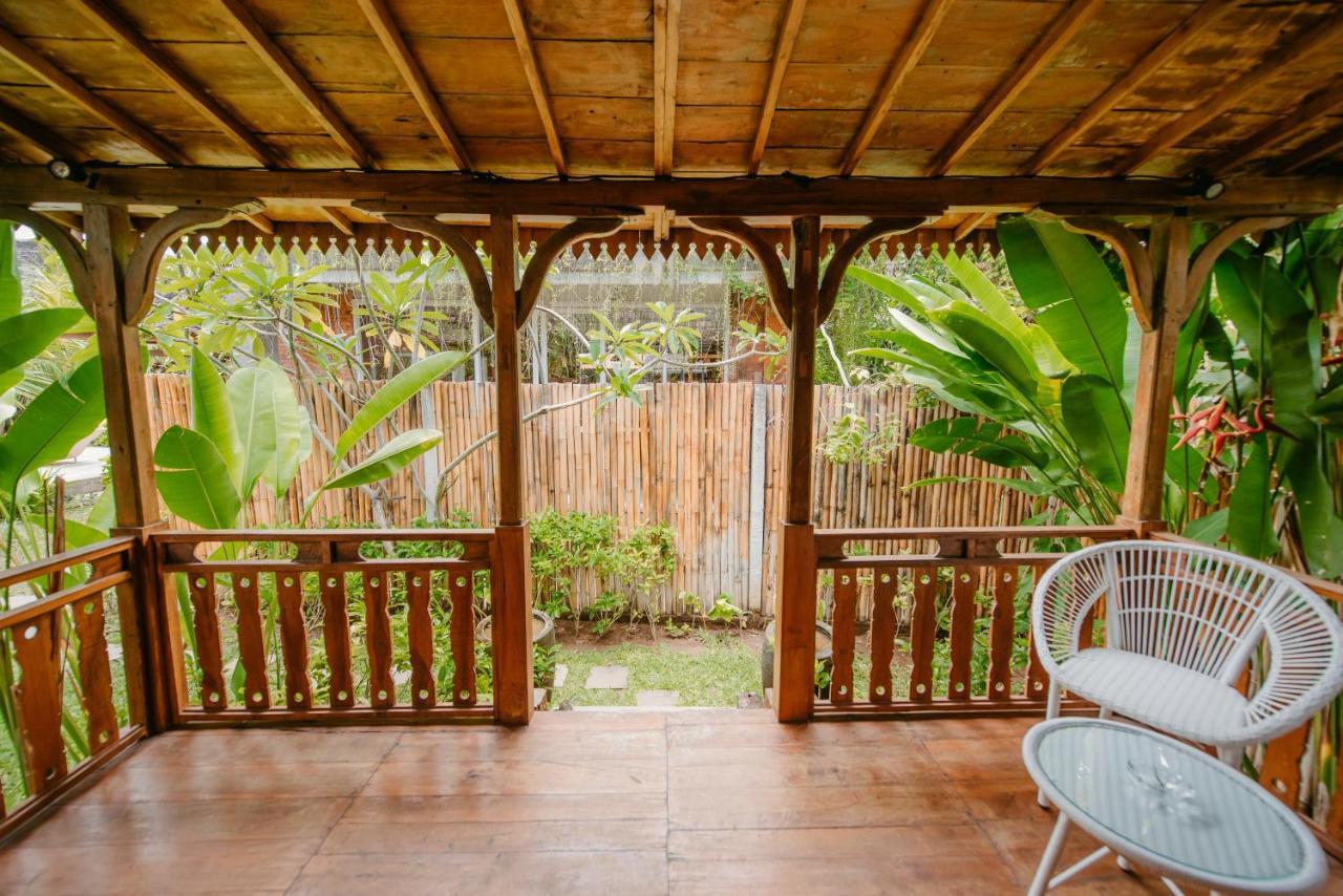 Moson Villa Legian Екстериор снимка
